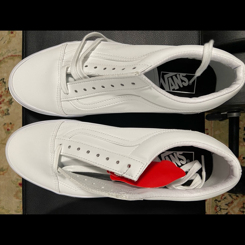 Leather white old skool vans